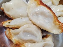 -黄阿姨锅贴大王(万航渡路店)