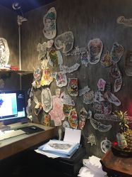-鳌首刺青纹身 穿孔饰品店