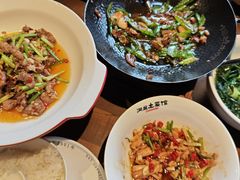 -洞庭土菜馆(易发广场店)