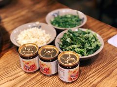 -周幺妹重庆老火锅(银泰城总店)