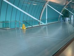 -龙阳路磁悬浮列车总站-停车场