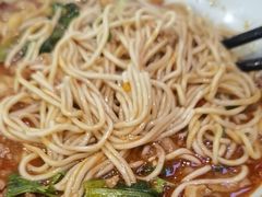 -爆炸头阿姨小四川正宗川味小吃(无任何分店)