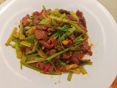 -凤凰园烤鸭店·唐山菜·传承花椒肉(老唐丰路店)