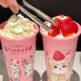 奈雪✖鲨鱼猫！要被奈雪毛孩子萌化了