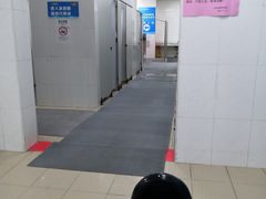 -宝安体育馆游泳馆