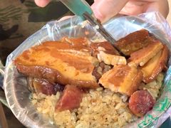 -梁阿婆廿年老牌扣肉糯米饭