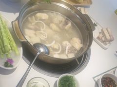 -烹然四季椰子鸡火锅(姚家园万象汇店)