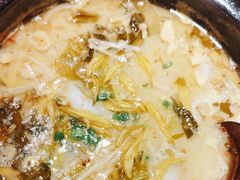 酸菜鱼片汤-避风塘(宝山万达店)