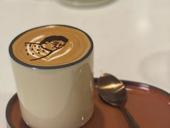 -潮一不贰·法式甜品·生日蛋糕·西式简餐(外滩店)