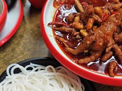 -老闵田螺馆·南昌特色小炒(梦时代店)