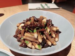 -半山腰·云南菜(侨福芳草地店)