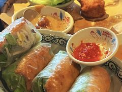 -大头虾越式风味餐厅(光明广场店)