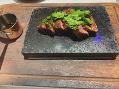 -Erman岩烧牛排(虹桥南丰城店)