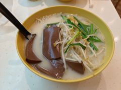 -谭仔米线(皇庭广场店)