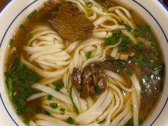 -矮子粉店1985·长沙米粉(湘春路店)