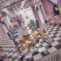 -变画·发型STUDIO