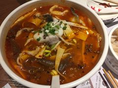 -渝是乎酸菜鱼(龙旗购物中心店)