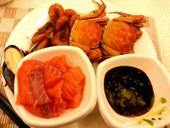 湖蟹，三文鱼-紫金港国际饭店-自助早餐(申花路店)