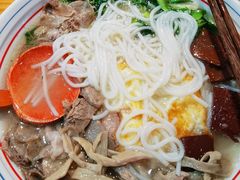 -小椒羊.羊肉粉 龙虾 羊肉串(新地旗舰店)