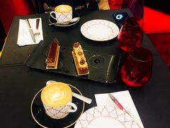 -Salon de The de Joel Robuchon(外滩18号店)