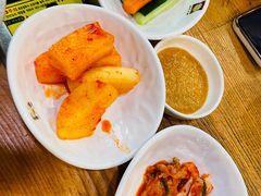 -喇喇排骨火锅·传统韩式脊骨汤(望京西园总店)