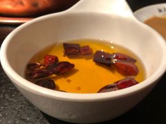 现炸辣椒油-铜来聚老北京涮肉(恒隆广场店)