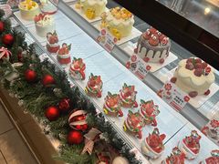 -花花卷卷·鲜食蛋糕(静安久光百货店)