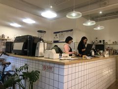 -Cafe Villa