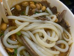 -覃肥叔桂林米粉(粮道街店)
