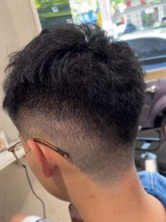 -PE SALON