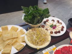 -洞子口重庆鲜货火锅(楚翘城旗舰店)