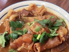-CowCow其其·牛杂咖啡公司(六运店)