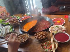 -萍姐火锅·公路夜市(武汉首店)