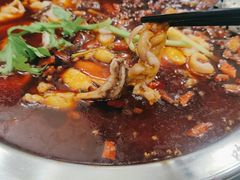 -老表牌·蛙蛙鸡冷锅鱼(成都东站店)