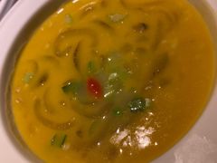 -马老六清真餐饮(西站店)