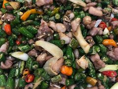 特色尖椒兔-江湖黑大兔(杨家坪店)