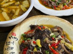 -小辣椒·川菜馆·羌家铜锅土火锅(茂县店)