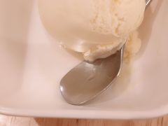 香草冰激凌球-满记甜品(苏州中心店)