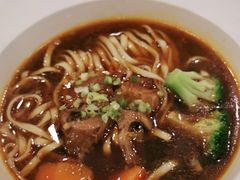 -康师傅私房牛肉面(马泉营奥莱店)