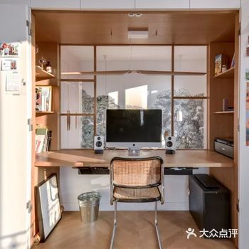 今日分享独立工作区加隐形门，年轻人喜欢的单身公寓！