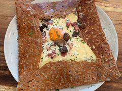 鸡蛋蘑菇熏肉荞麦可丽饼-RAC BAR(安福路店)