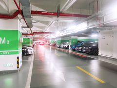 -龙湖虹桥天街-停车场