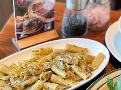 意大利粗型管状面配黑松露汁-Bistro 63 创意融合料理(广粤天地店)
