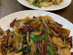 -小河公主秘制烤羊腿(小绿谷店)
