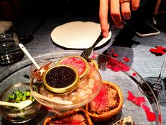 惠灵顿牛排-弦月窗LUNETTE BY AMANDA(复兴路店)