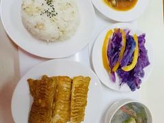 -乐禧母婴全自营月嫂(宝山店)