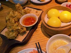 蛋黄流沙包-潮粥荟·潮汕砂锅粥(朝阳大悦城店)