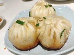 鲜肉生煎-光明邨大酒家(淮海路店)