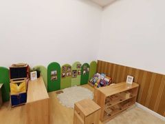 -婴智贝佳蒙特梭利早教托育中心(杨浦店)