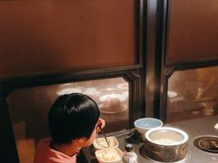 -钱小奴海鲜自助黑金店(杭州滨江龙湖店)